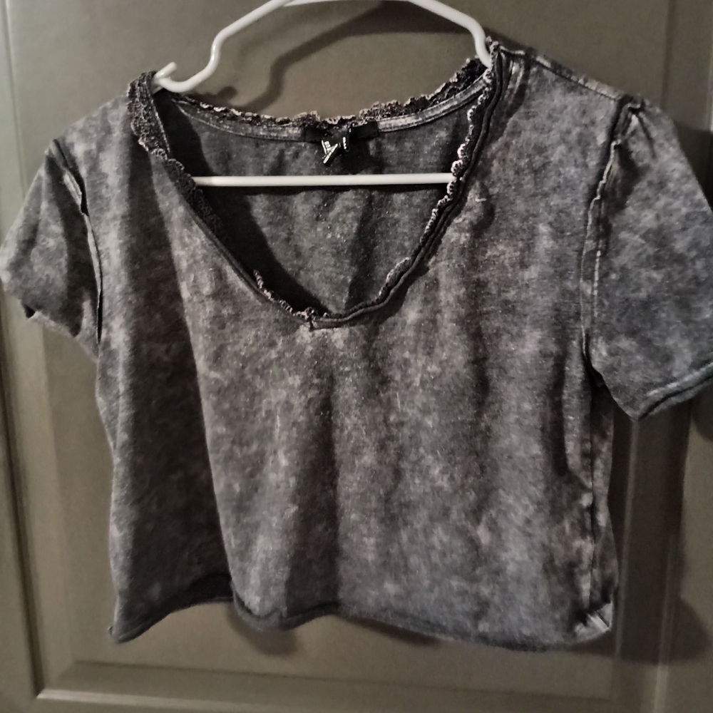 Forever 21 Charcoal V-Neck Crop Top